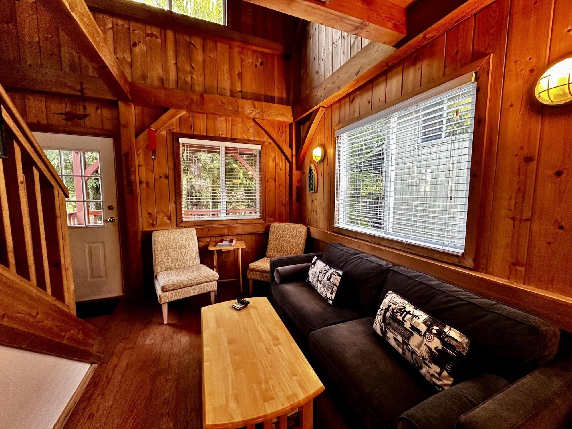 Waterfront Timber Frame Cottage! Уклуелет Екстериор снимка