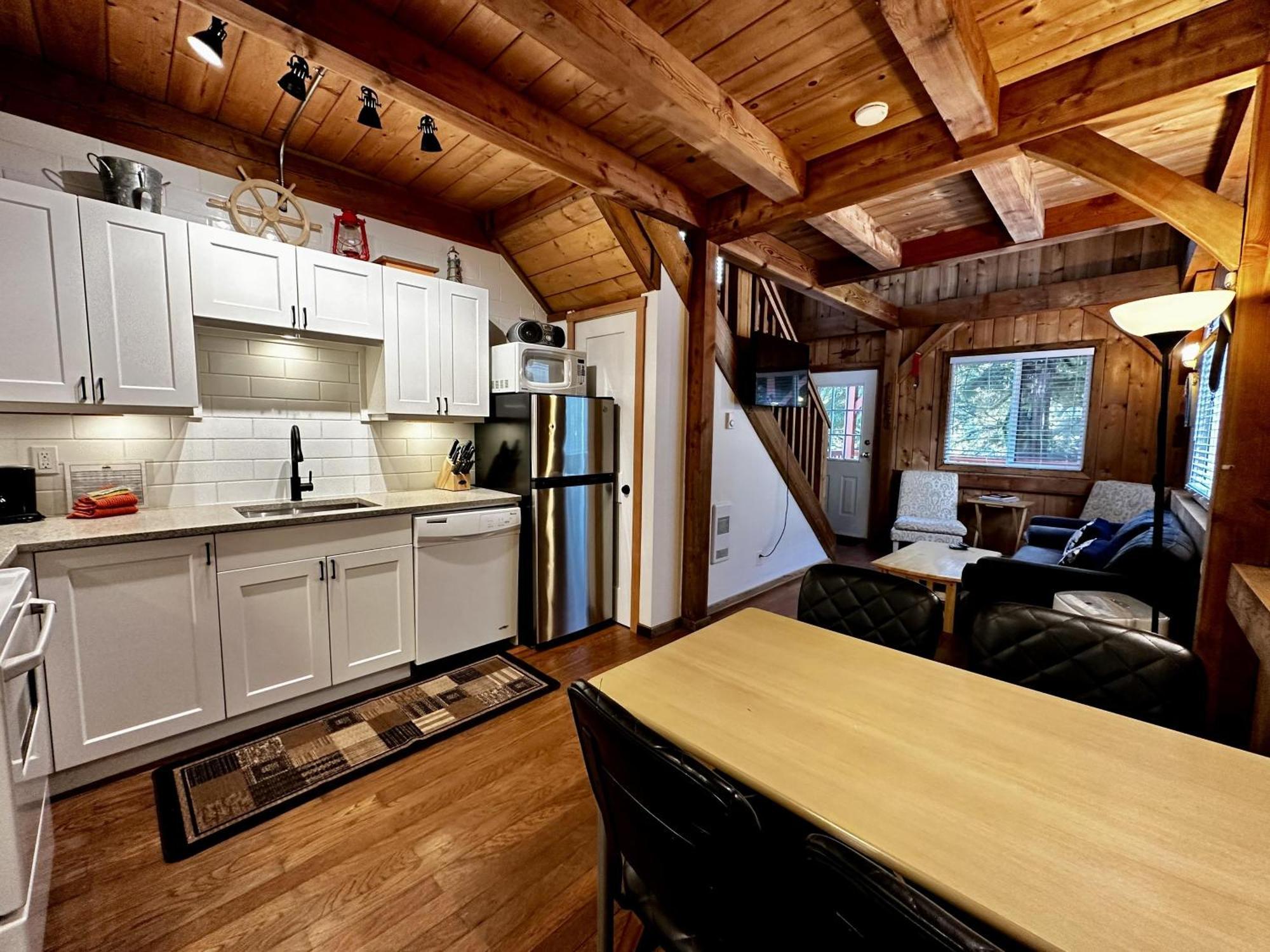 Waterfront Timber Frame Cottage! Уклуелет Екстериор снимка